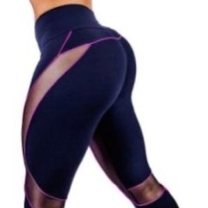 Booty queen leggings. High raise. Gently used
